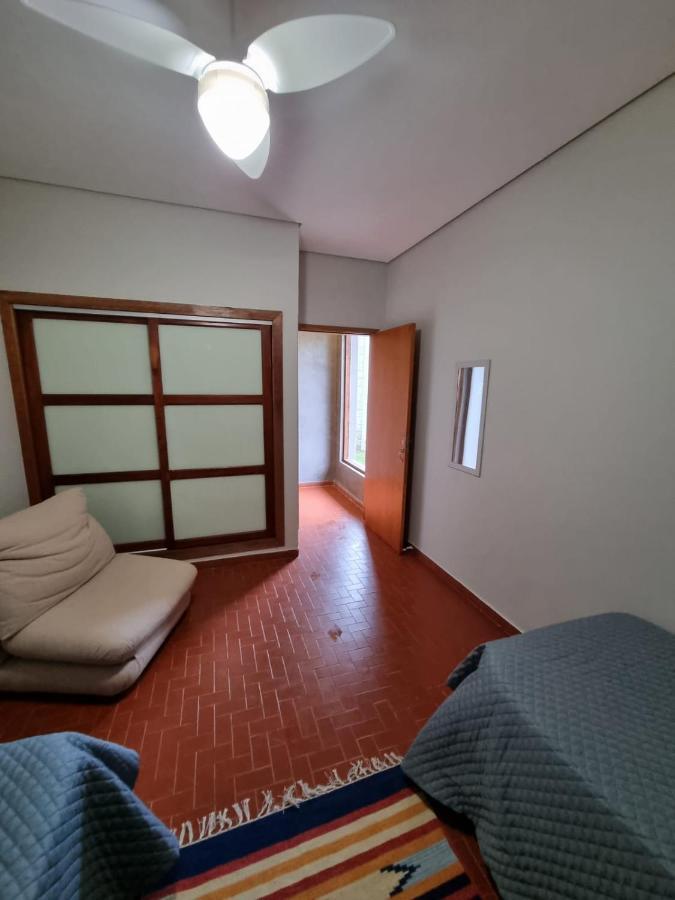 Вилла Casa Dom Quixote, Pequena Chacara No Centro Da Cidade Атибая Экстерьер фото