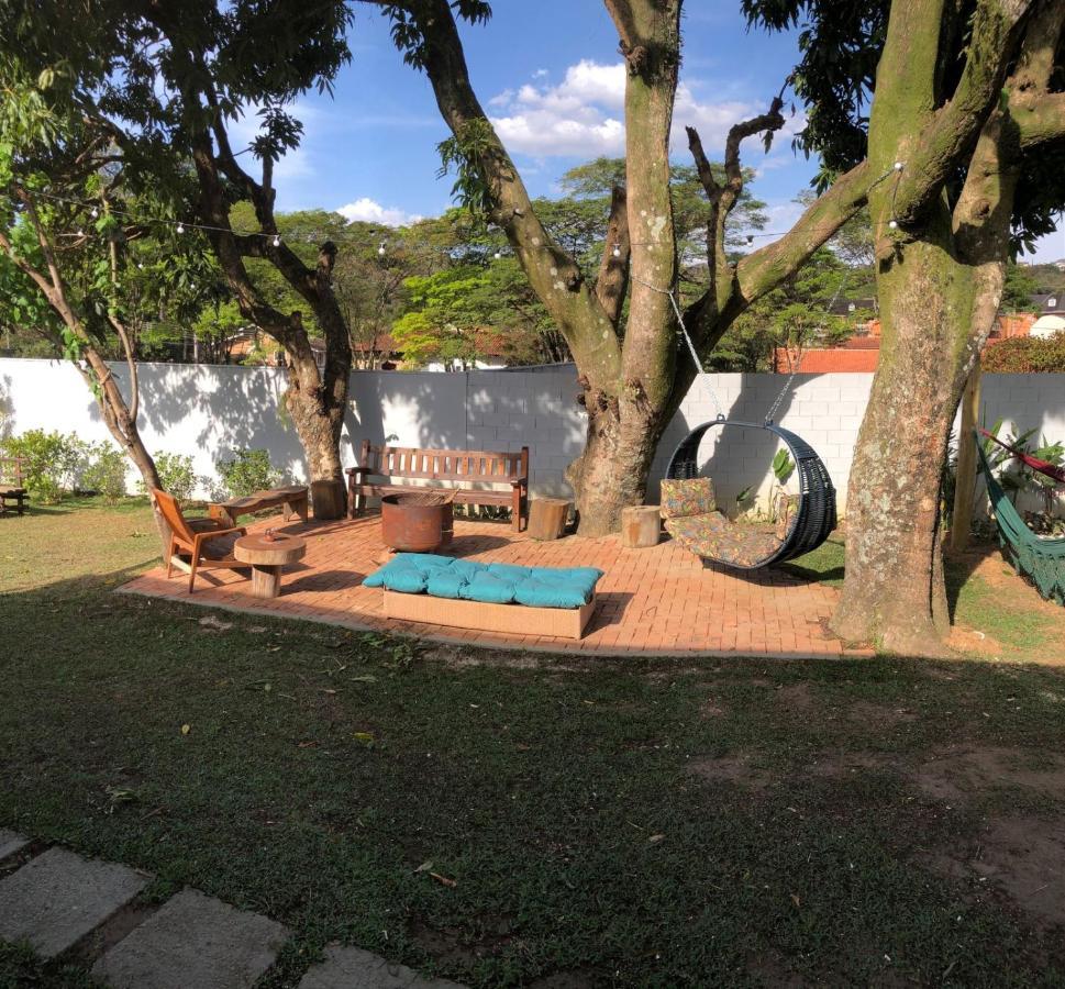 Вилла Casa Dom Quixote, Pequena Chacara No Centro Da Cidade Атибая Экстерьер фото